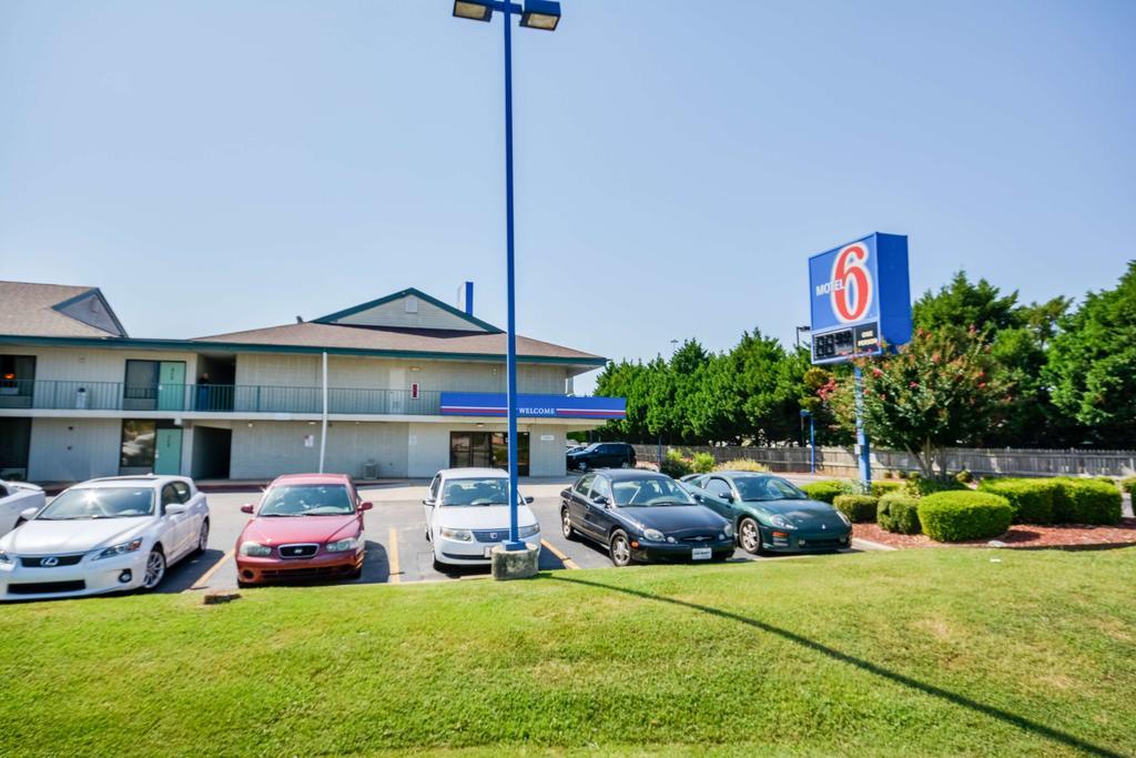 Motel 6 Huntsville - Μάντισον Εξωτερικό φωτογραφία